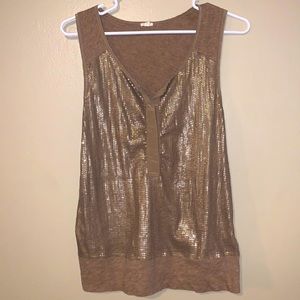 Beige tank with gold sequin embroidery - Size L 🌻